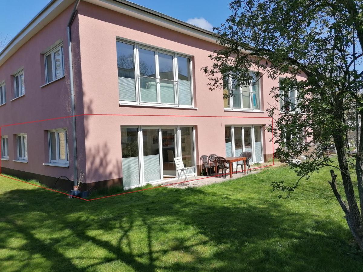 85 Qm Wohnung Pauluste Mit Terasse Und Garten Rostock Exterior photo